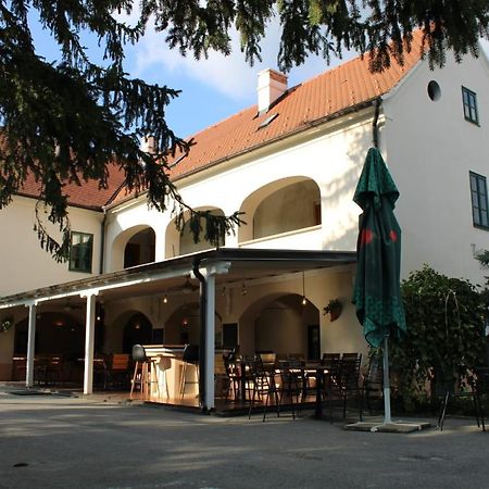 Taverna 1860 Rooms & Apartments Donja Zelina Eksteriør bilde